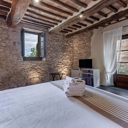 b&b BORGO CAPITANO COLLECTION Albergo diffuso - Centro Storico-3